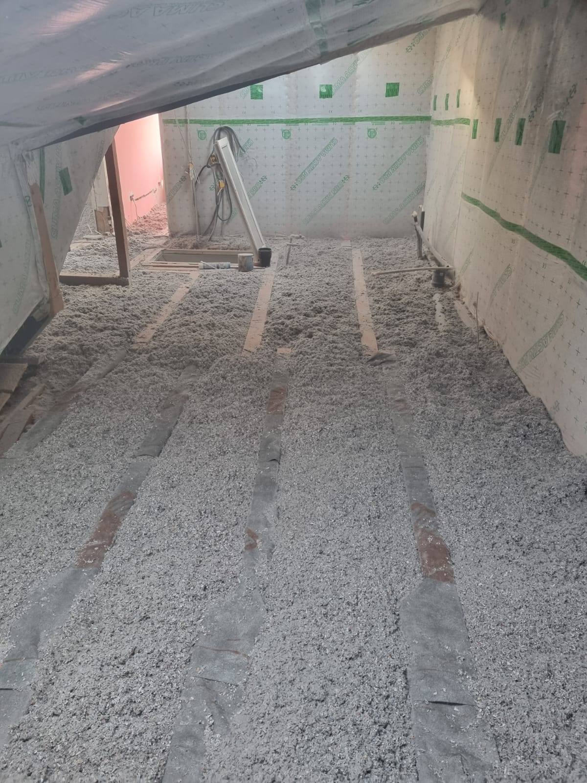 izolatii cu celuloza Buzau